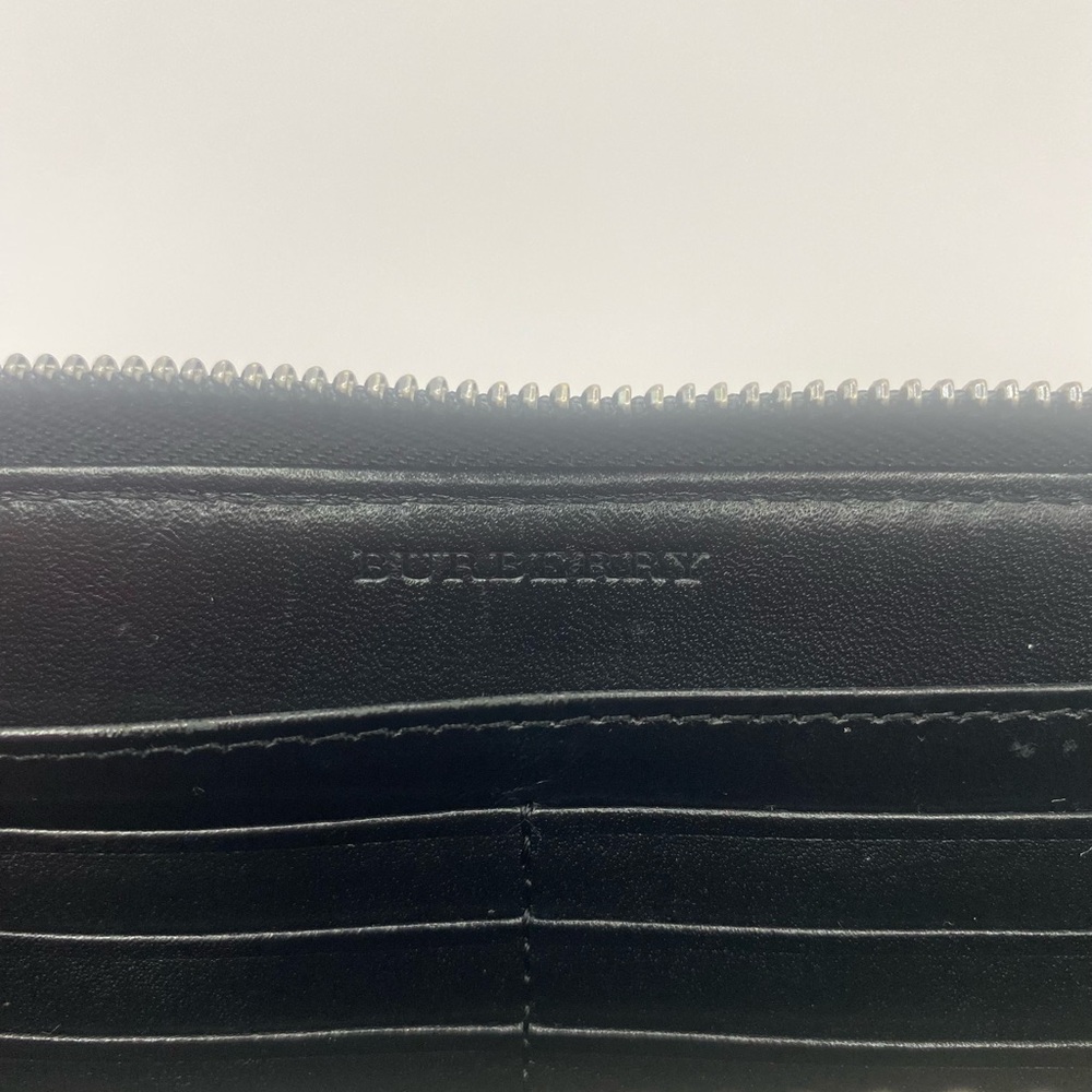 Burberry zippy large nova wallet in leather - Picture 8 of 9